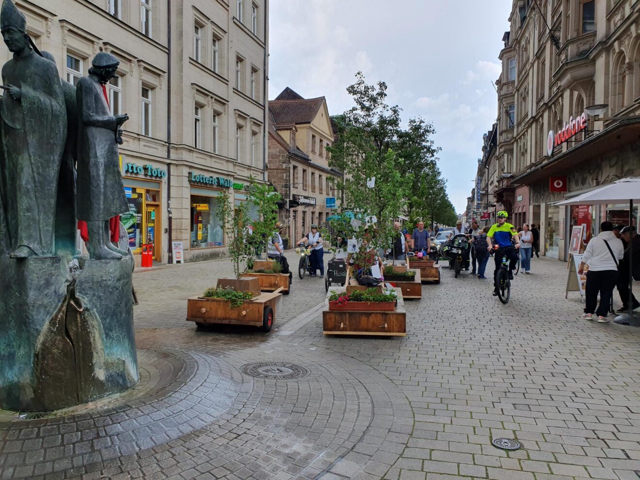 31.7. Wanderbäume kommen zum Marktplatz!